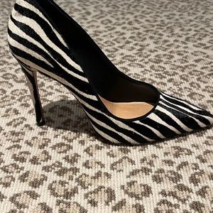 Schutz pony hair zebra pump